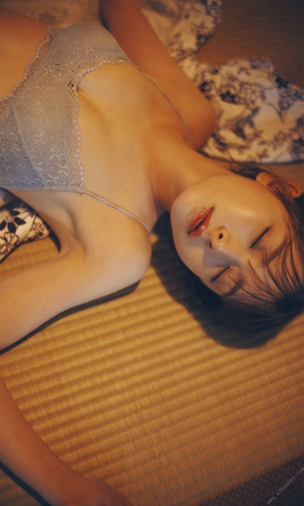 Weekly Playboy Photo Book Hazuki Kimura 木村葉月 – Little Devil Honey