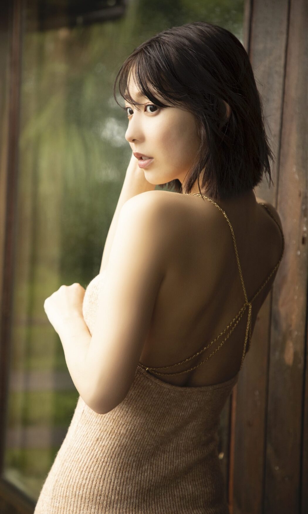 Weekly Photobook Mio Minato 水湊みお – Summer scent 夏の匂い 2022-07-11