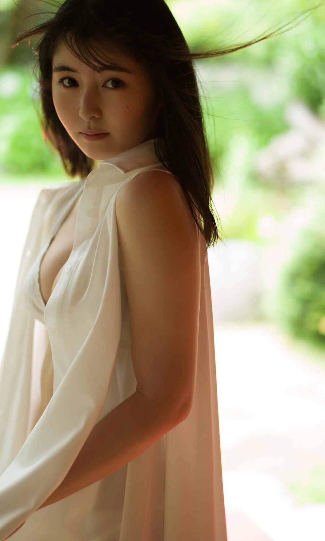 Weekly Photobook 2021-08-16 Sakina Tonchiki 頓知気さきな – Summer Goldfish