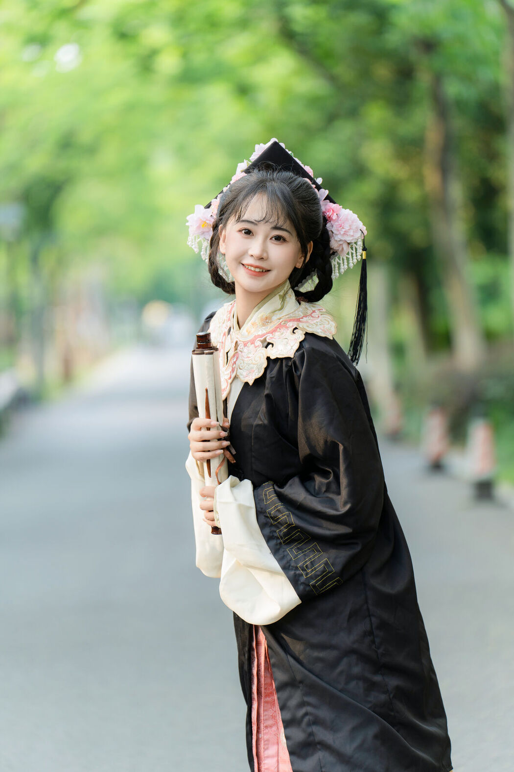 YiTuYu艺图语 Vol.8210 湫一只岁岁 (29P)