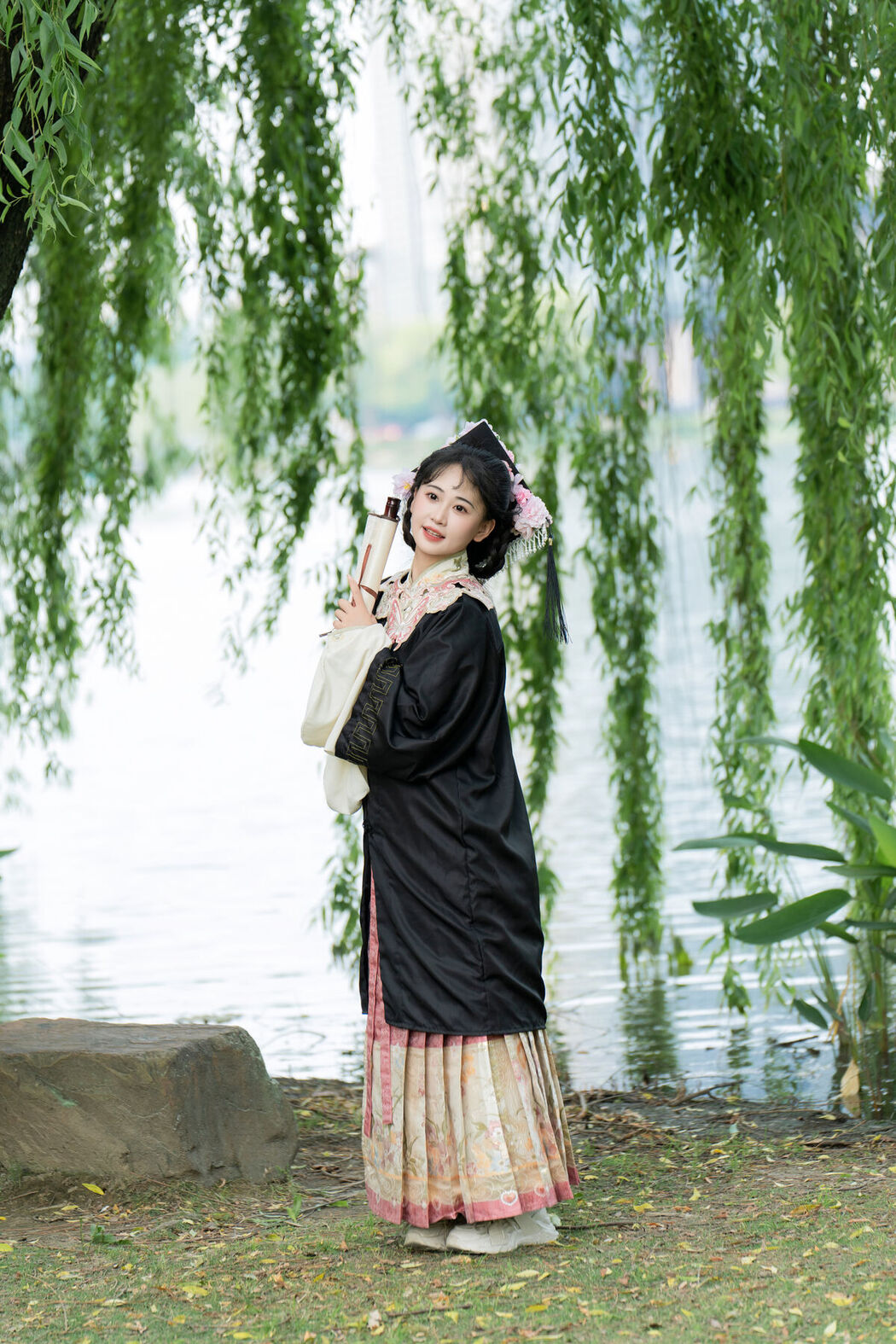 YiTuYu艺图语 Vol.8210 湫一只岁岁 (29P)