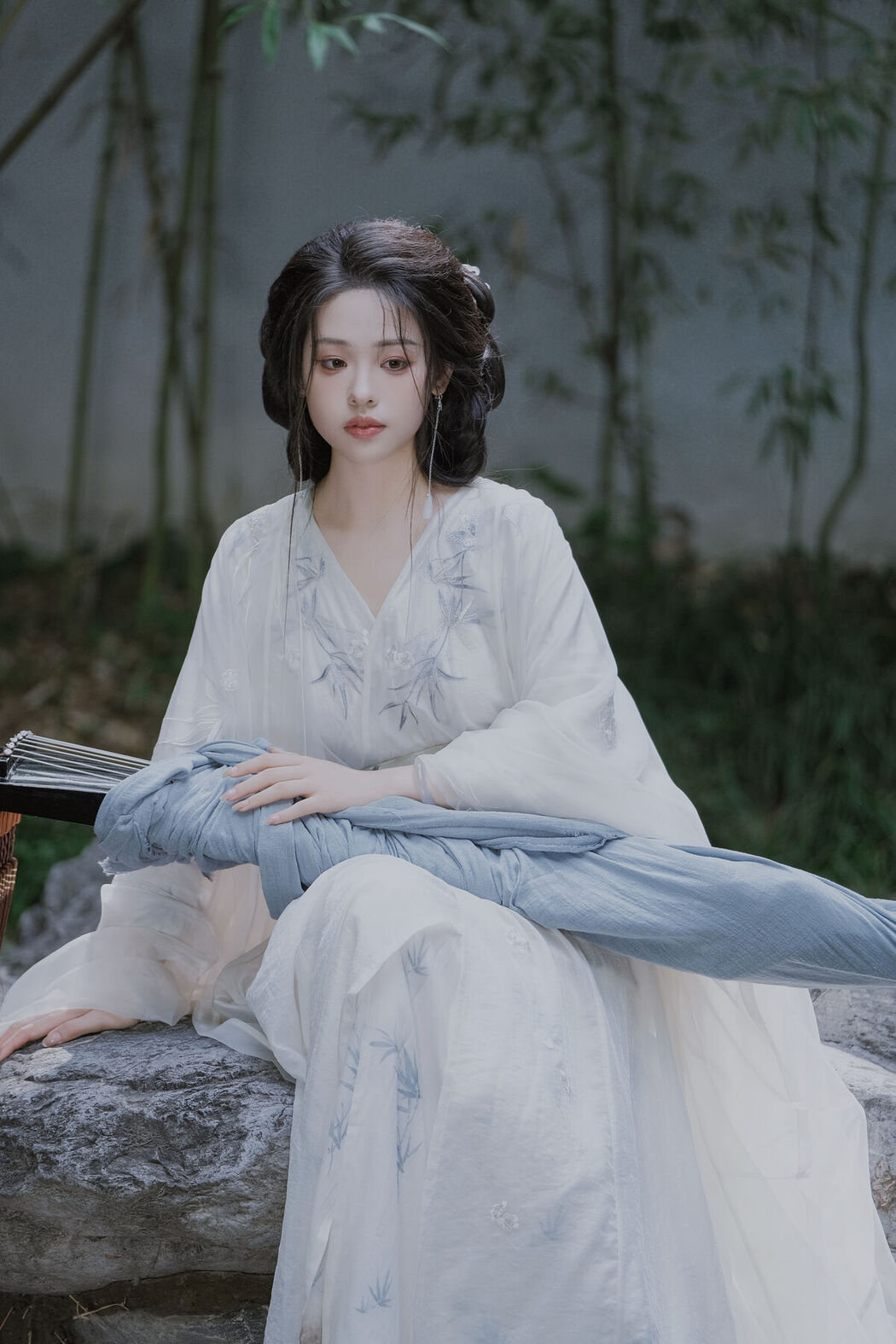 YiTuYu艺图语 Vol.8206 瑶瑶 (25P)