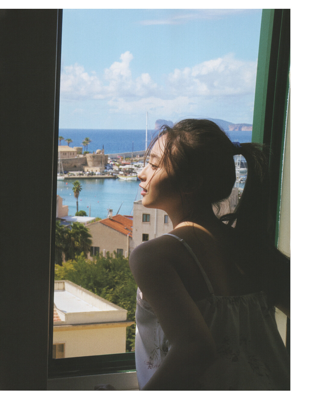 Nagi Inoue 井上和, 1st写真集 ～モノローグ～ Set.02 Cover Photo