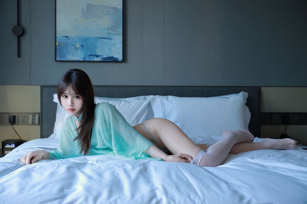 XR Uncensored Evelyn Ai Li Evelyn艾莉 &#8211; 秀人嫩模 露三點 Part01 (52P &#8211; 1V)