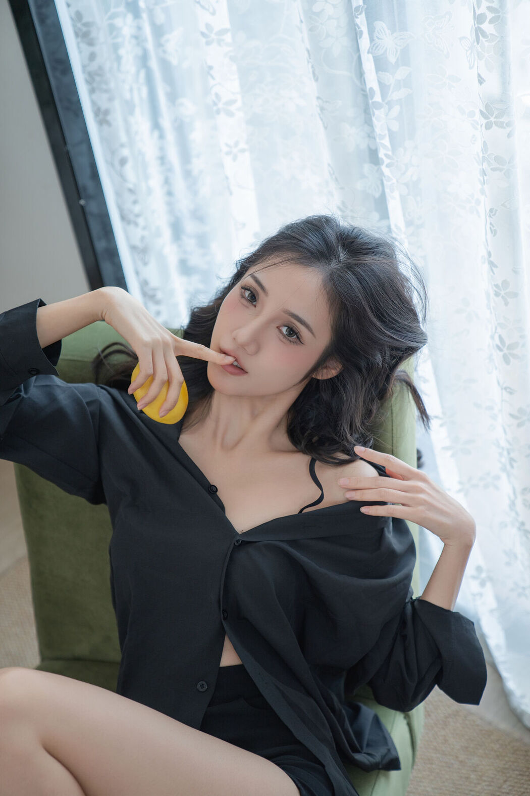YiTuYu艺图语 Vol.8209 o1ne万 (23P)
