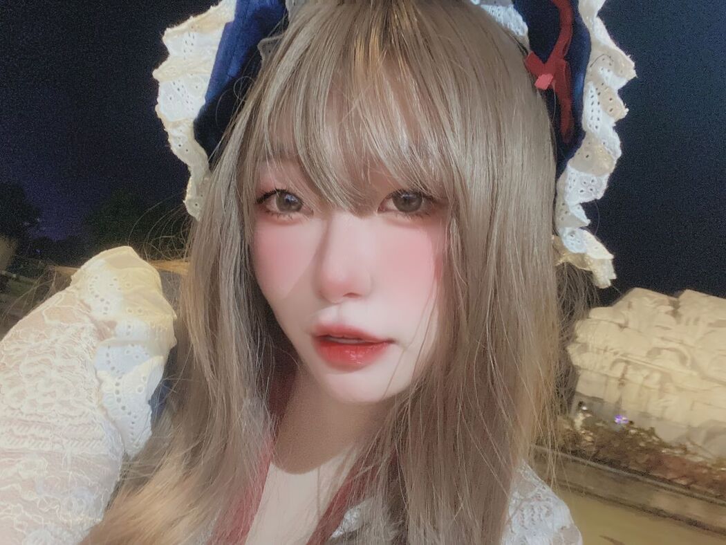 Coser@Nyan_Chan &#8211; 新作户外公园露出 Part1 (44P &#8211; 1V)