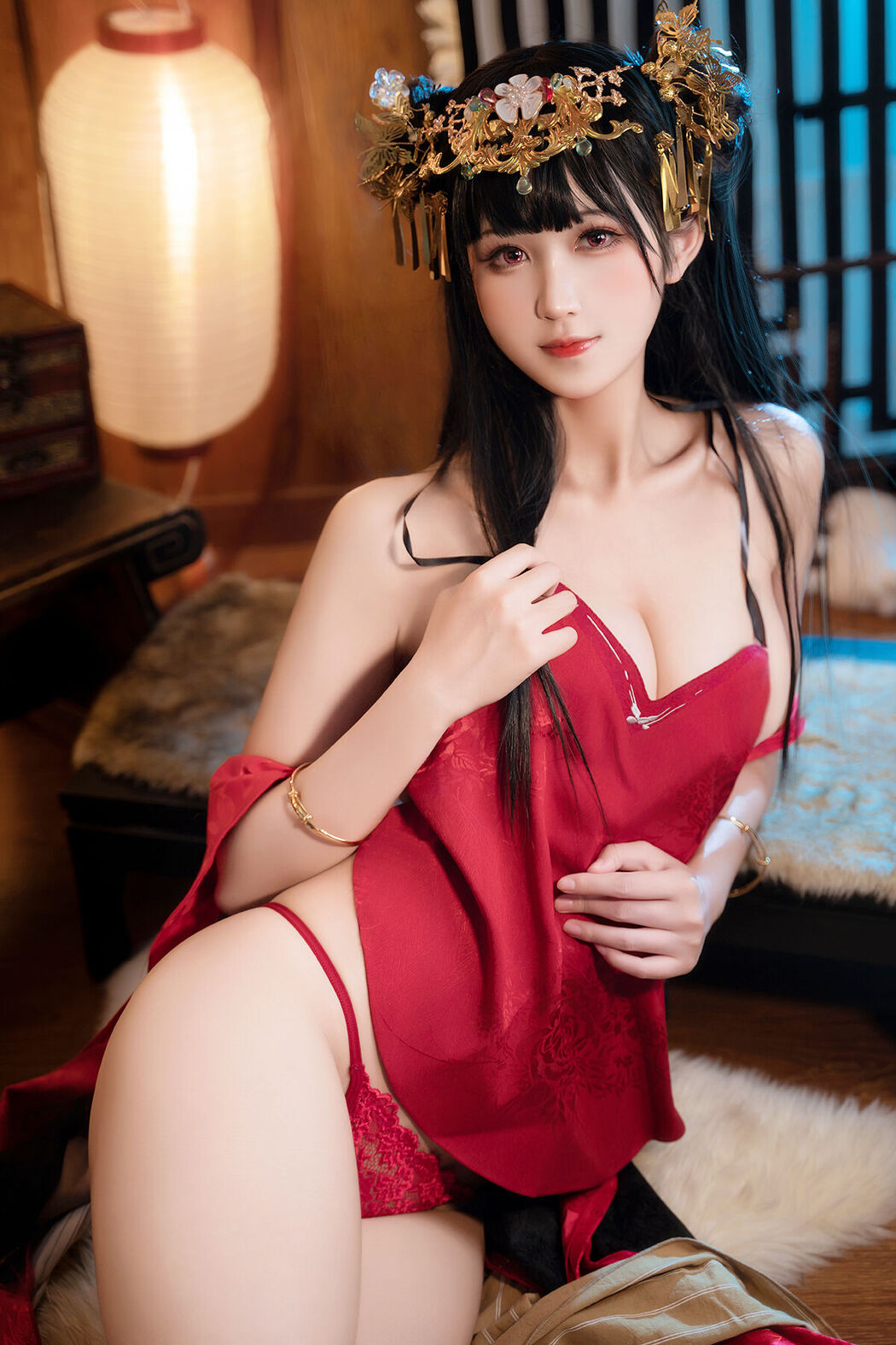 Coser@三度_69 – 2025新年自拍套装 (63P) Cover Photo