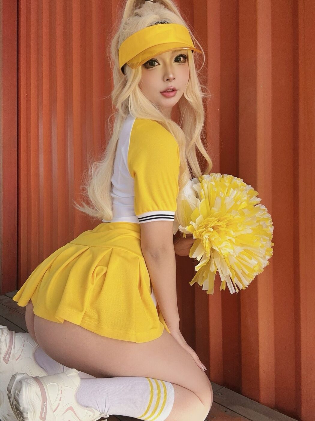 Coser@yuuhui玉汇 – 美式甜心 (44P – 2V)