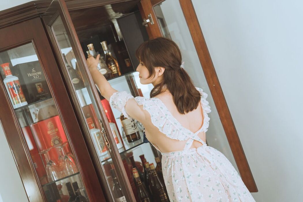 Coser@Natsuko夏夏子 – 碎花围裙 (56P)