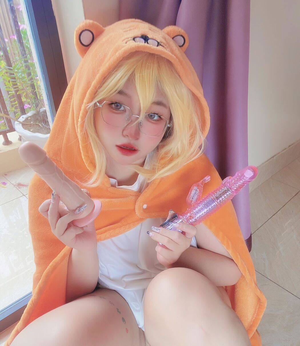 Coser@Nyan_Chan &#8211; 新作户外公园露出 Part1 (44P &#8211; 1V)