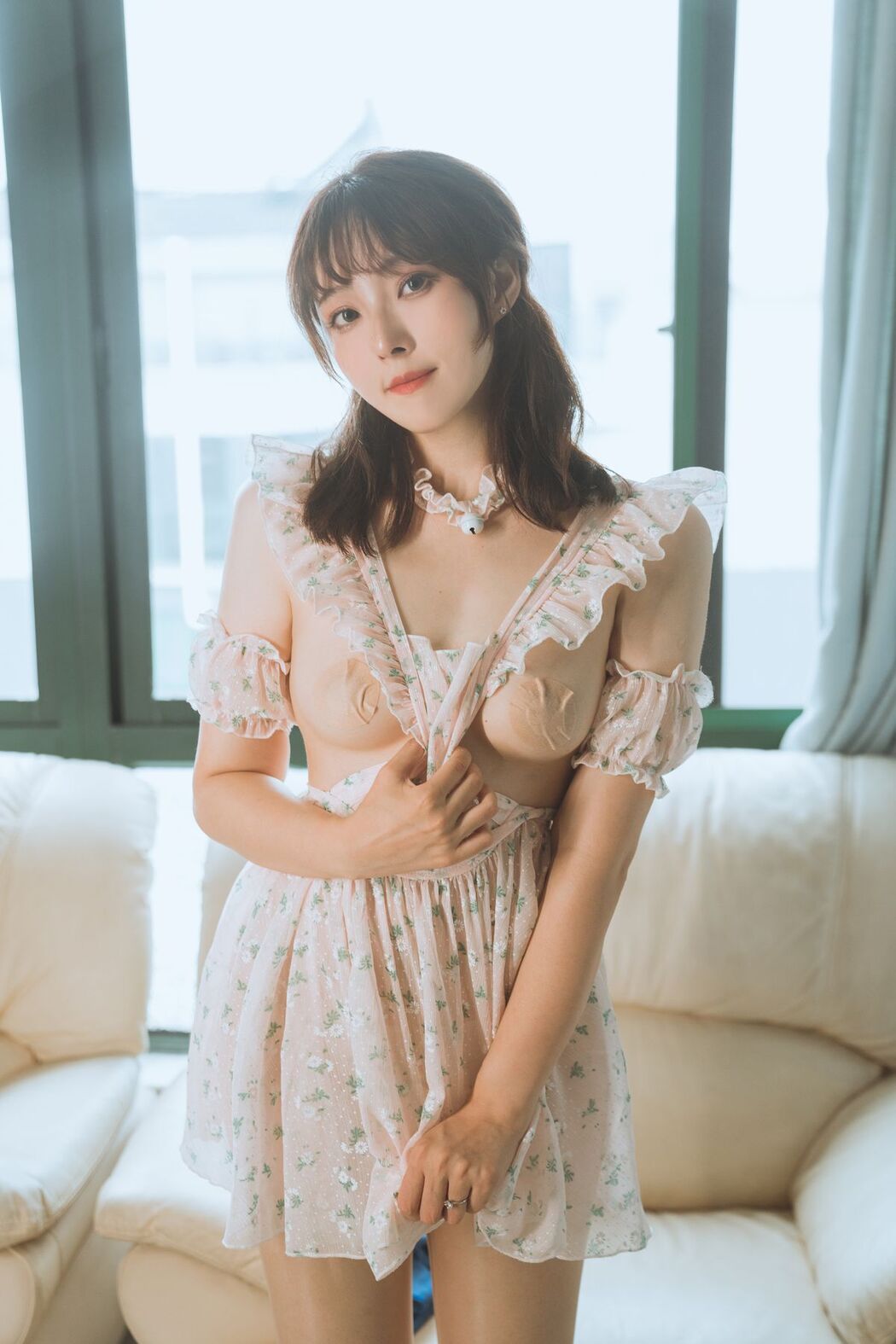 Coser@Natsuko夏夏子 – 碎花围裙 (56P)
