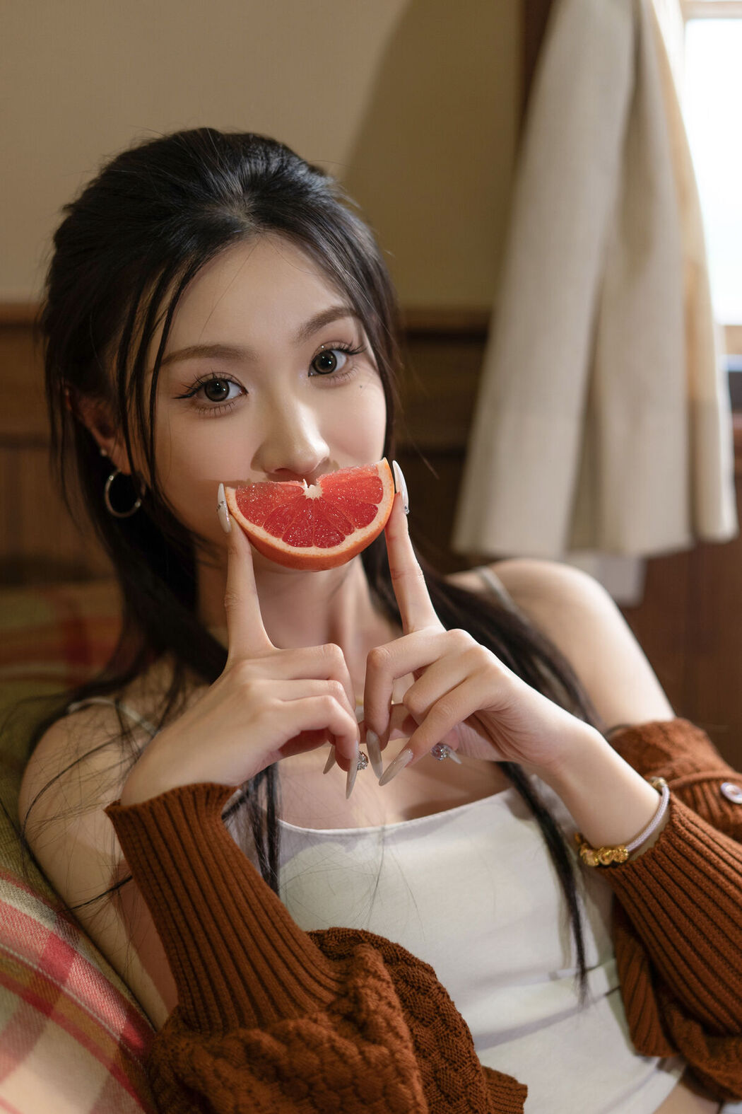 YiTuYu艺图语 Vol.8216 一三没有二 (22P)