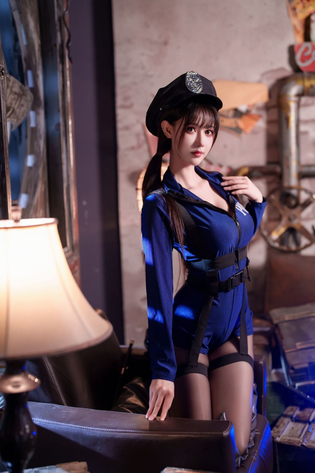 Coser@羽生三未 &#8211; 纯狱之风女警 (32P)