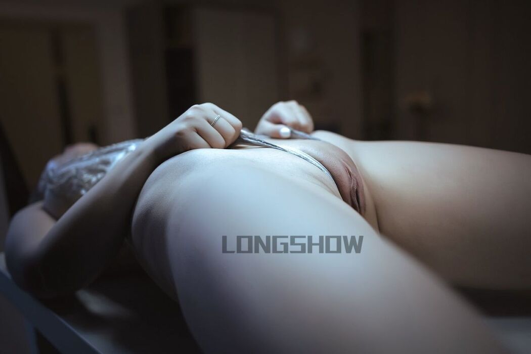 Longshow Photography &#8211; 唯美色情写真集 Part01 (64P &#8211; 37V)