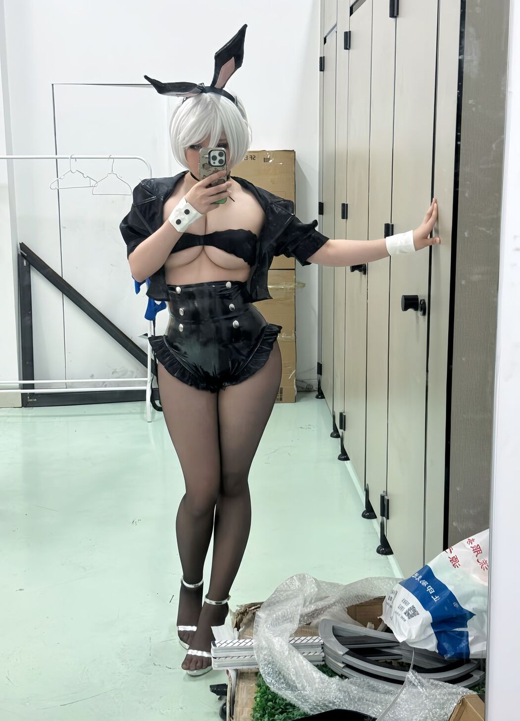 Coser@贞子蜜桃 – 2B兔女郎 (63P – 1V)