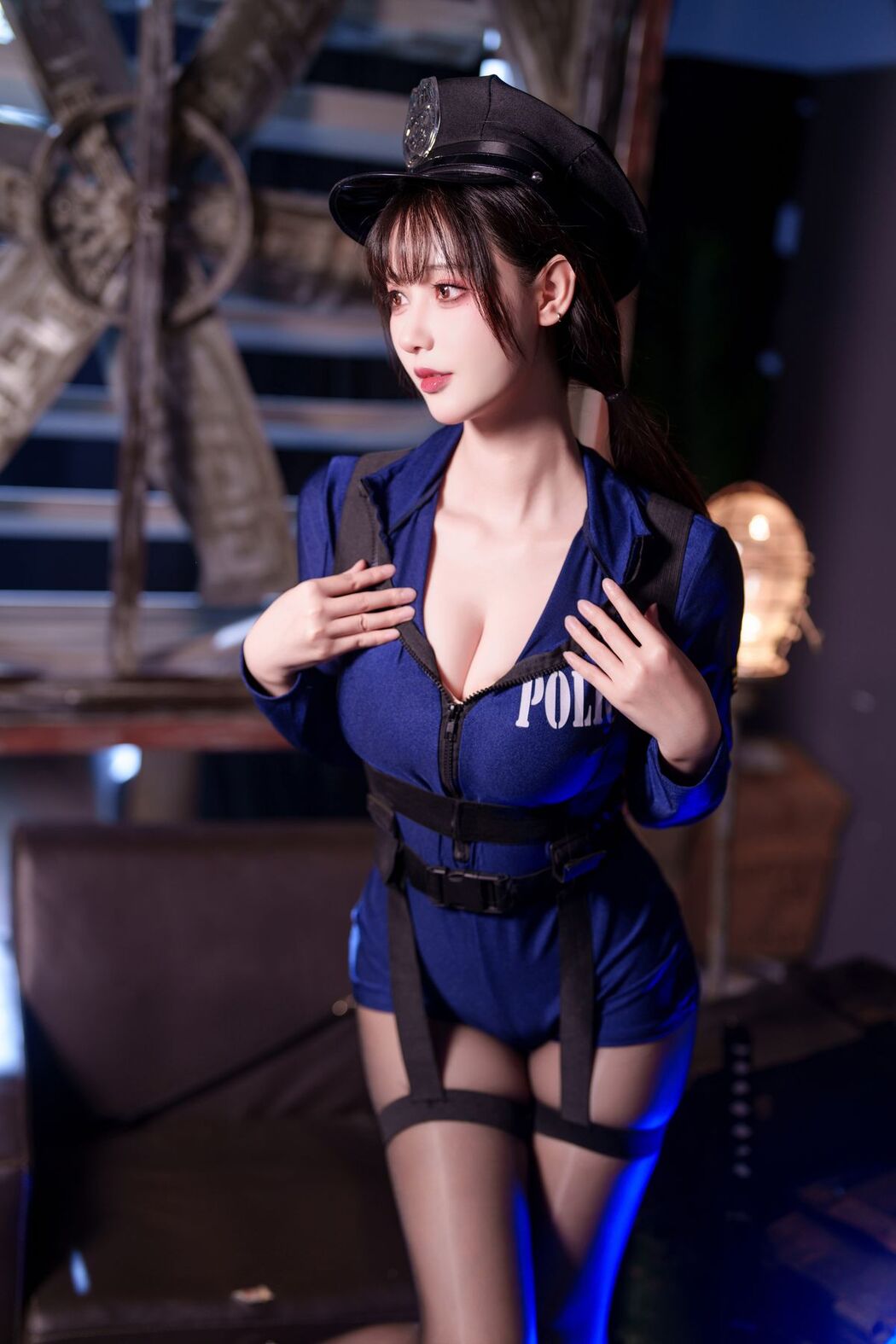 Coser@羽生三未 &#8211; 纯狱之风女警 (32P)