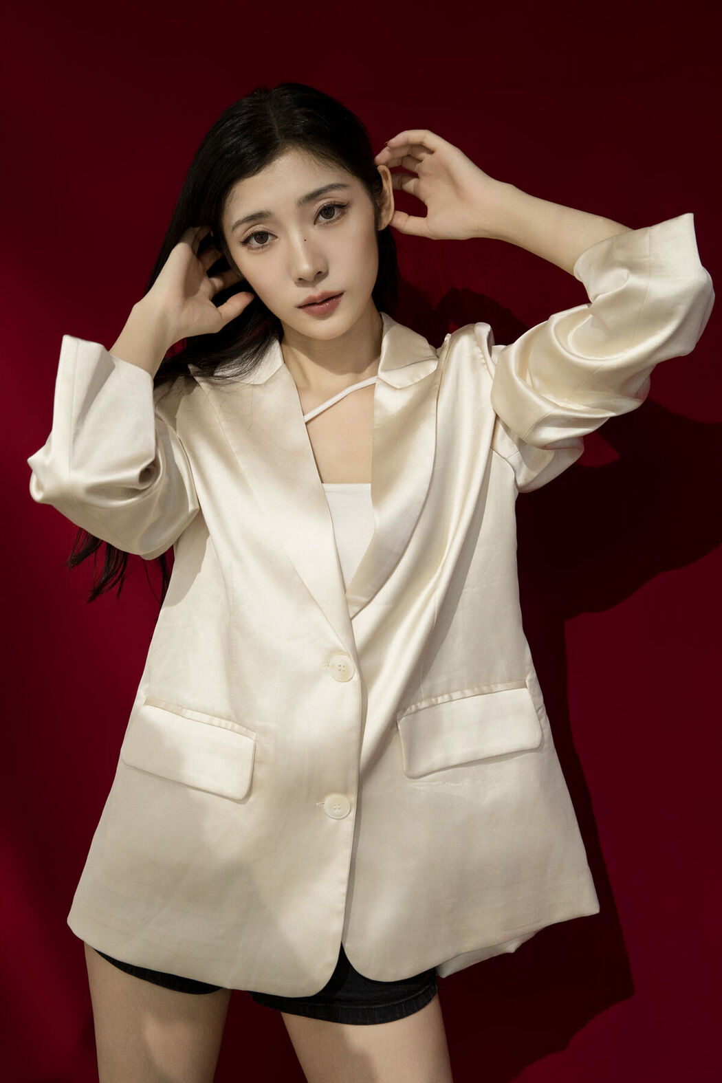 YiTuYu艺图语 Vol.8218 YFALA (39P)