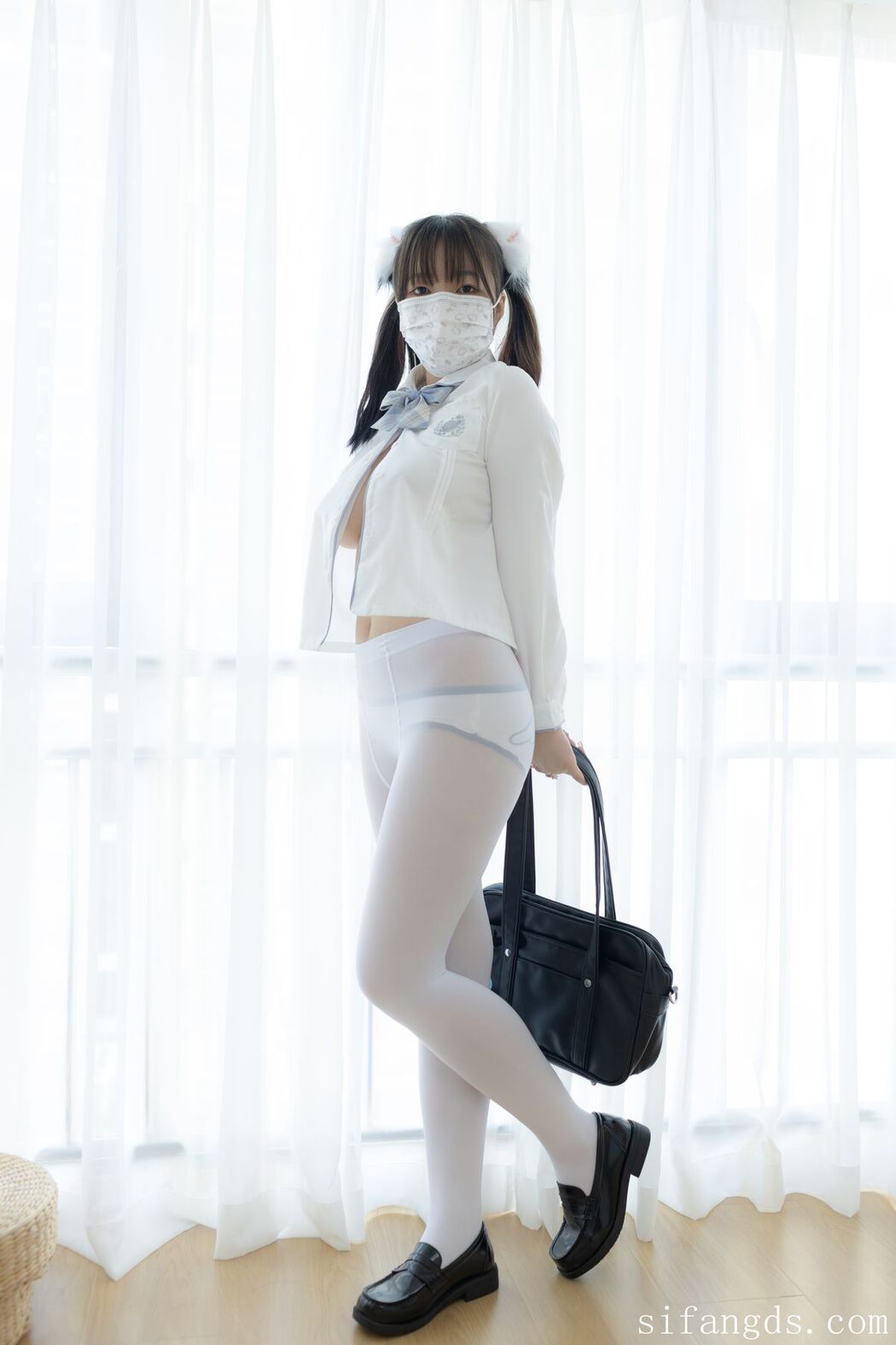 Shao Nu Zhi Xu 少女秩序 – 超级VIP 内部高价定制 R18 JK束缚 Part03 (61P)