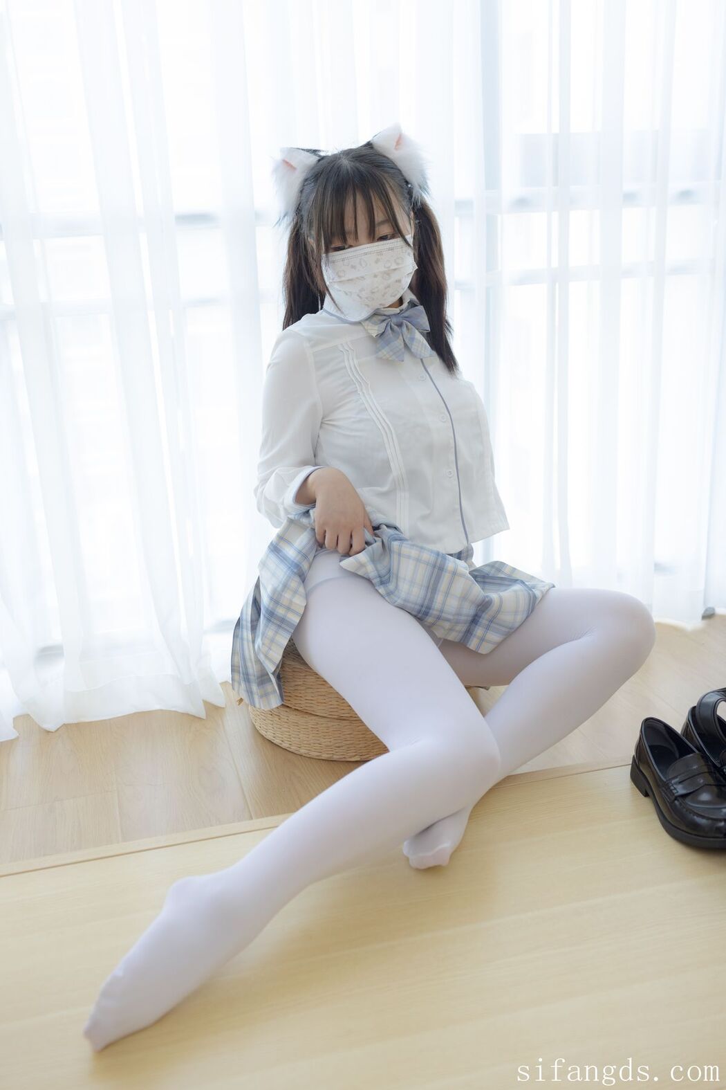 Shao Nu Zhi Xu 少女秩序 – 超级VIP 内部高价定制 R18 JK束缚 Part02 (61P)