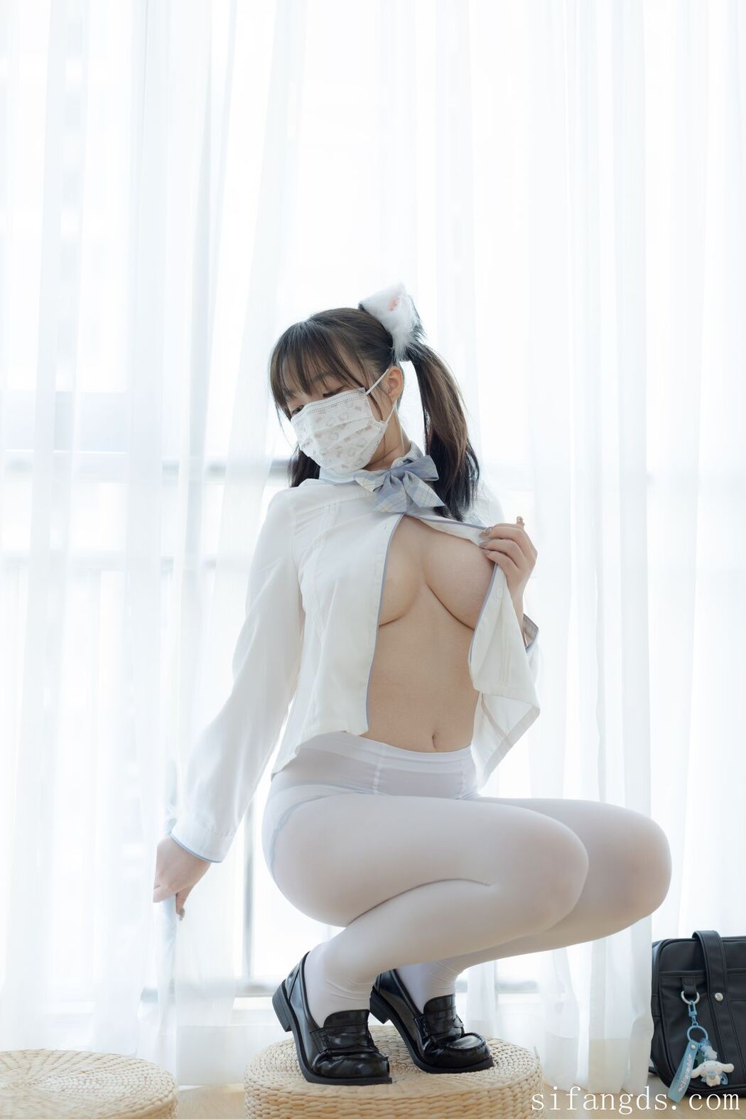 Shao Nu Zhi Xu 少女秩序 – 超级VIP 内部高价定制 R18 JK束缚 Part01 (61P – 1V)