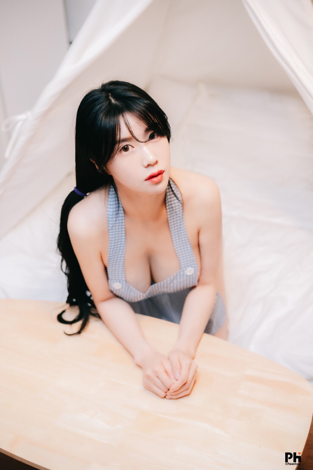 Paranhosu Vol.2 Sia_S22 – Photo Book Girlfriend A
