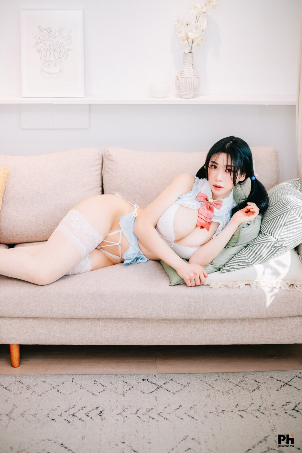 Paranhosu Sia_S22 Photo Book Vol.6 – Lollipop