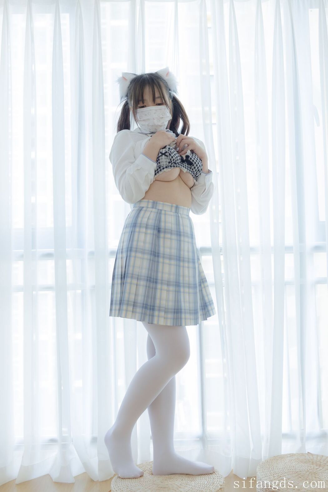 Shao Nu Zhi Xu 少女秩序 – 超级VIP 内部高价定制 R18 JK束缚 Part02 (61P)