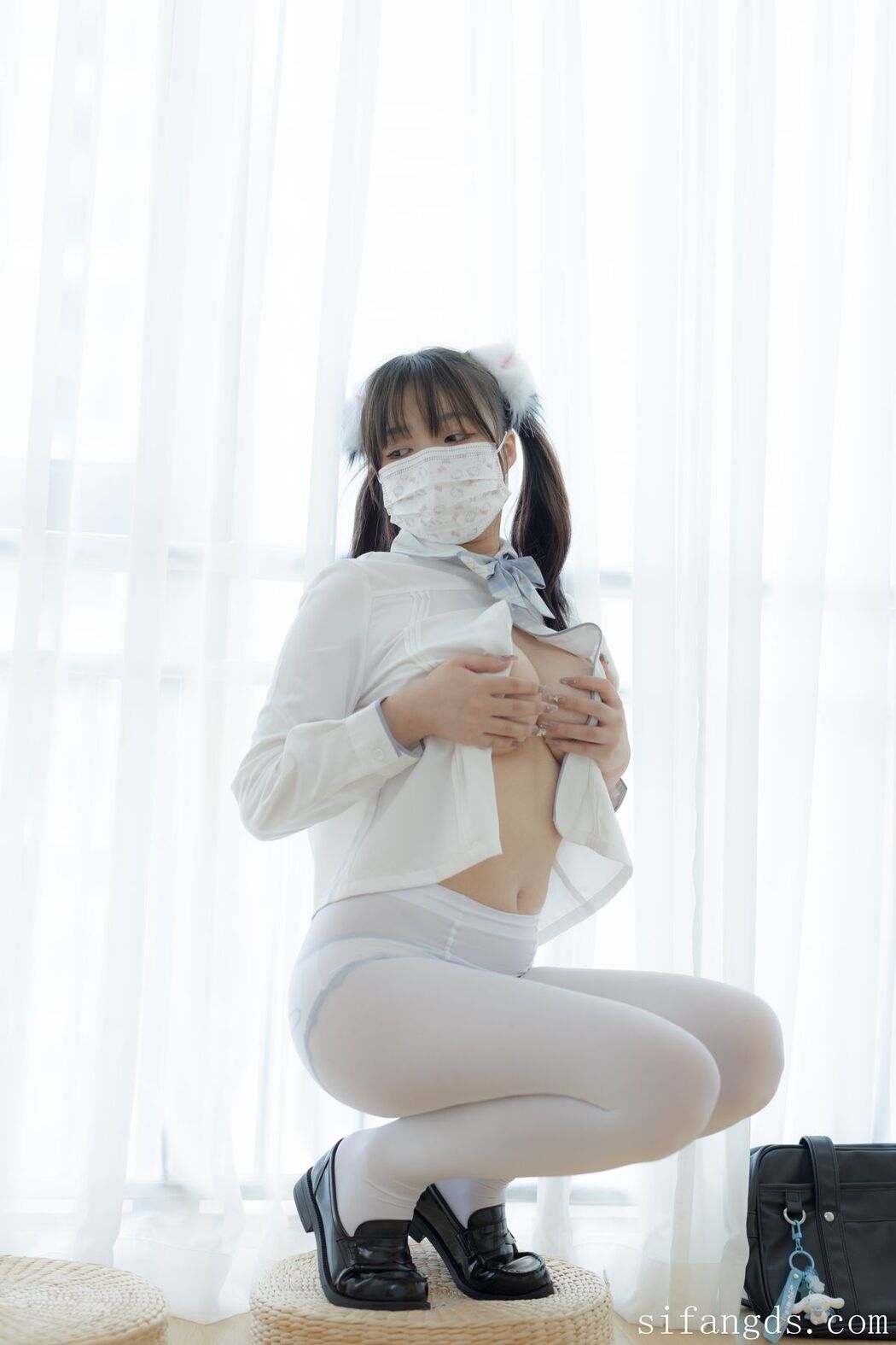 Shao Nu Zhi Xu 少女秩序 – 超级VIP 内部高价定制 R18 JK束缚 Part01 (61P – 1V)