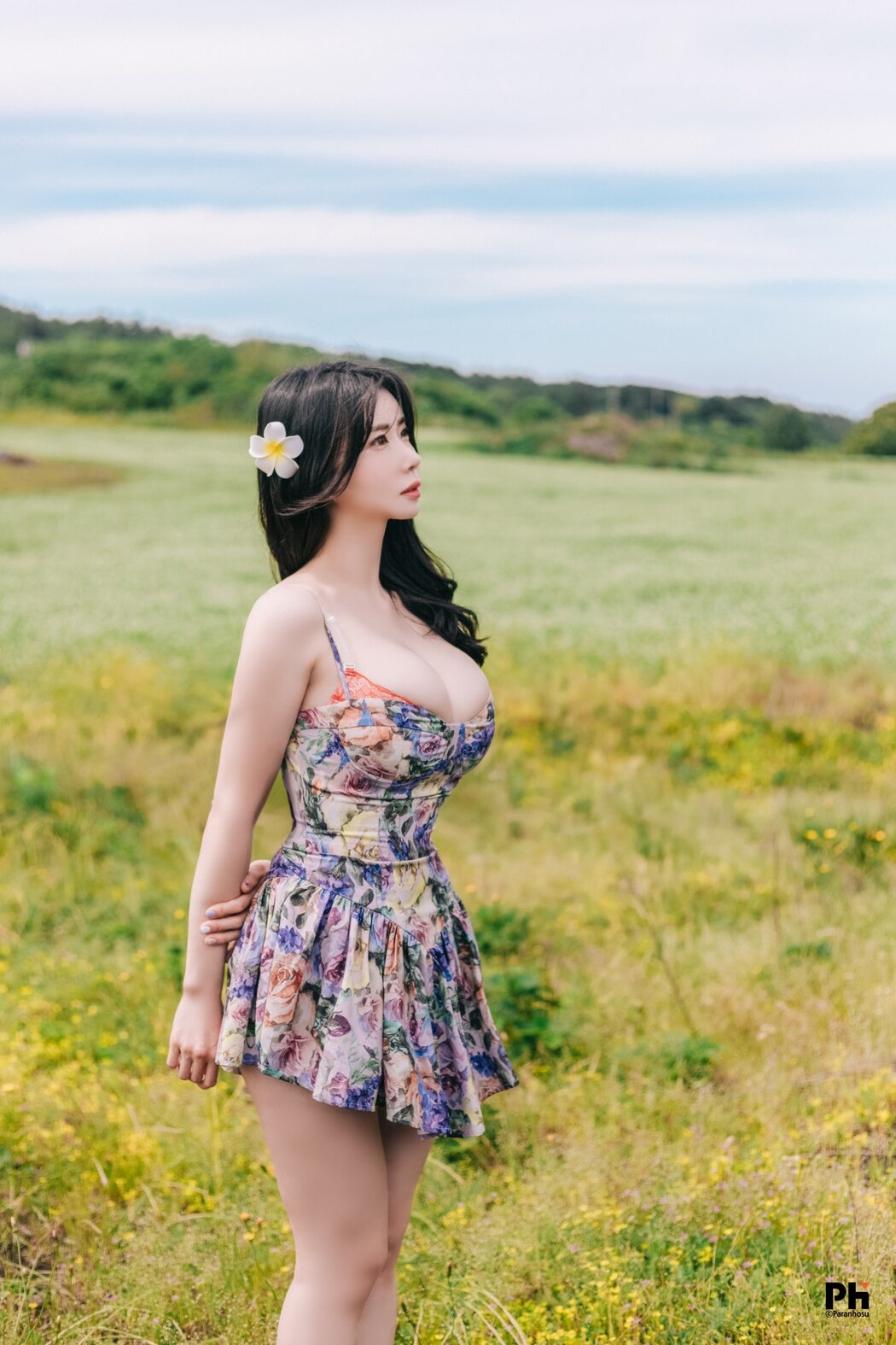 Paranhosu Sia_S22 Photo Book Vol.8 – Adorable Sia