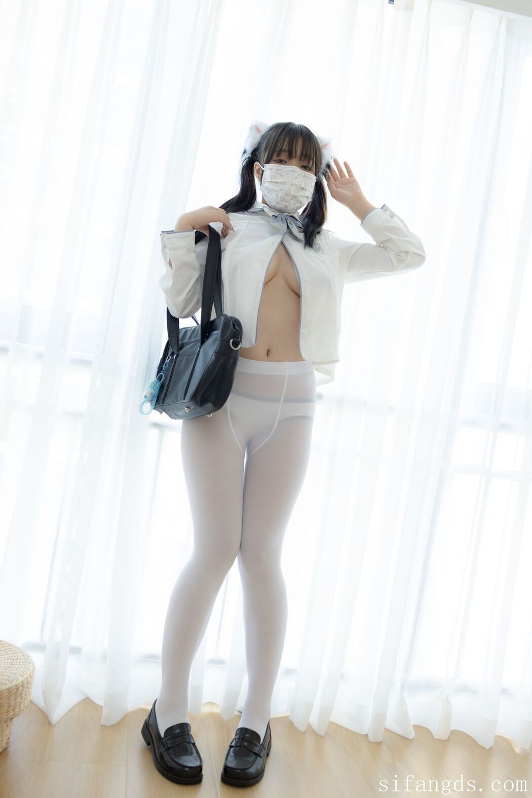 Shao Nu Zhi Xu 少女秩序 – 超级VIP 内部高价定制 R18 JK束缚 Part03 (61P)