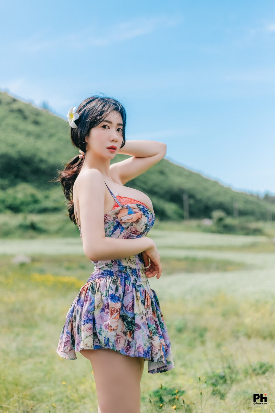 Paranhosu Sia_S22 Photo Book Vol.8 – Adorable Sia
