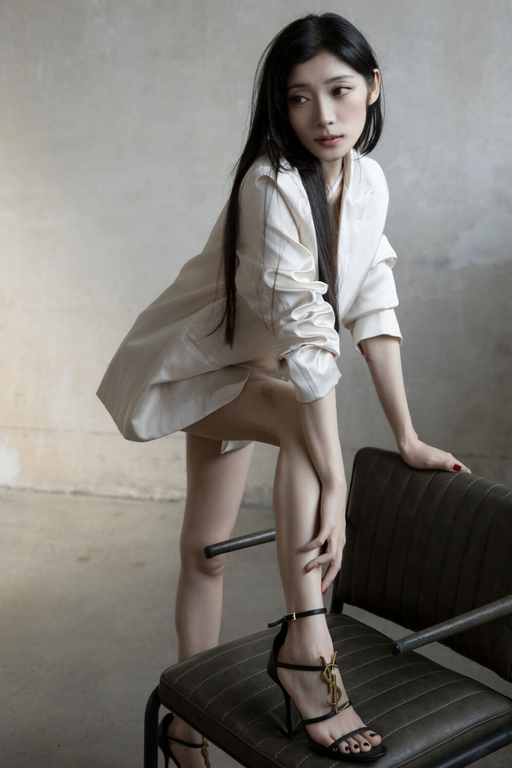 YiTuYu艺图语 Vol.8218 YFALA (39P)