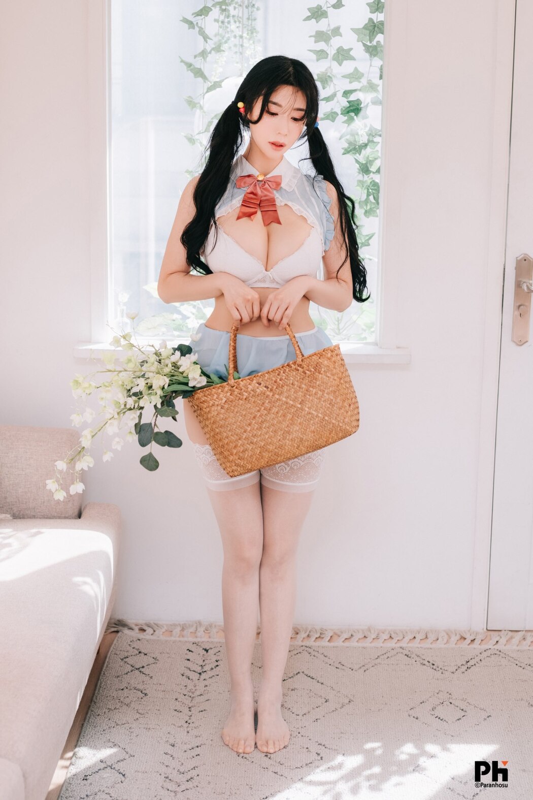 Paranhosu Sia_S22 Photo Book Vol.6 – Lollipop