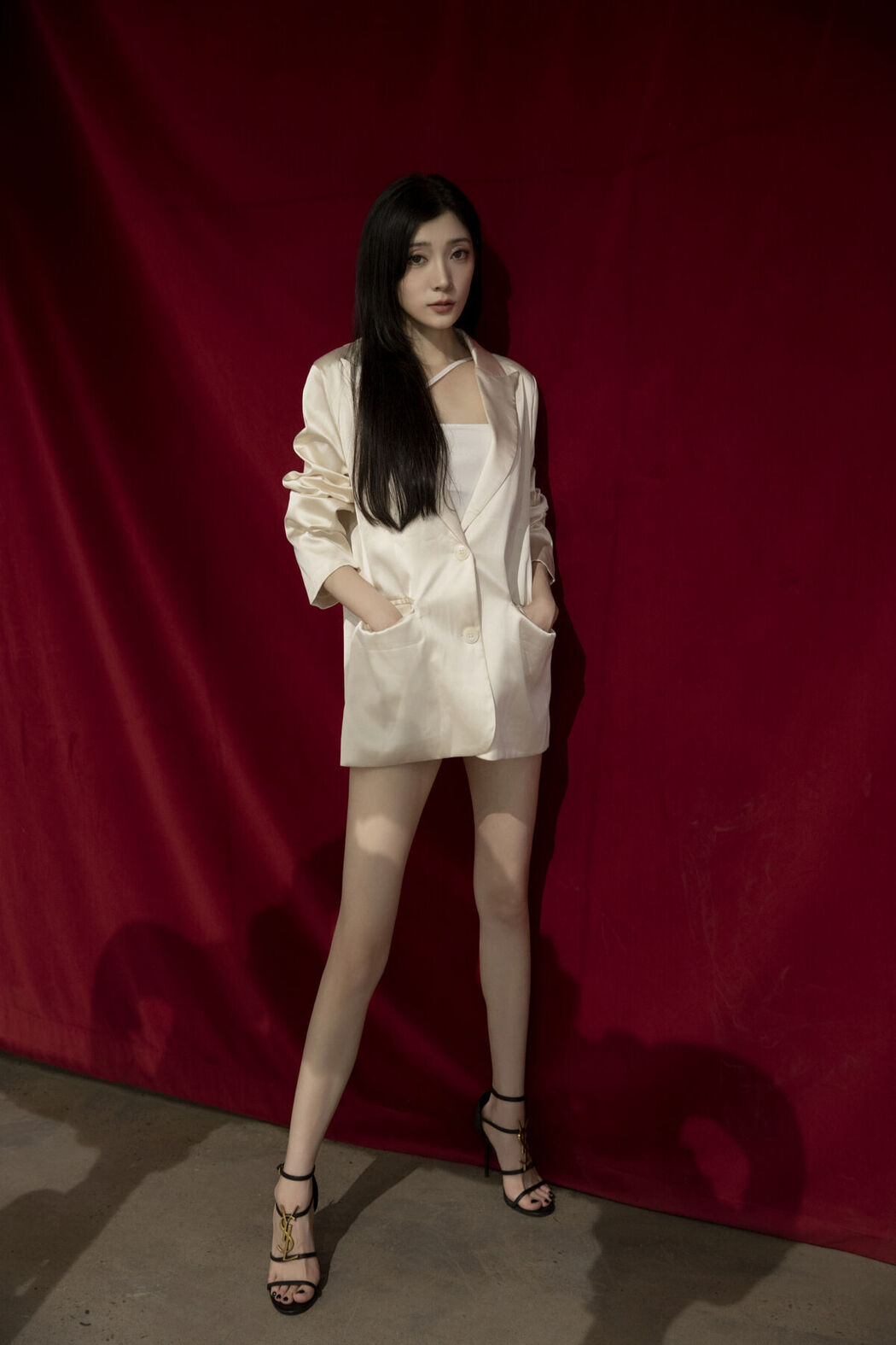 YiTuYu艺图语 Vol.8218 YFALA (39P)