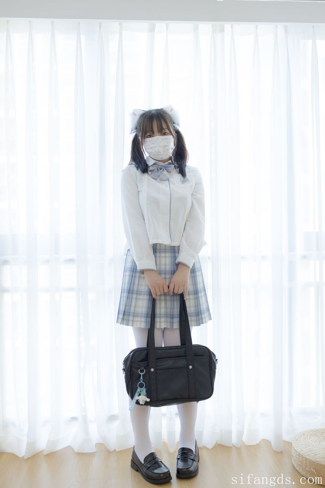 Shao Nu Zhi Xu 少女秩序 – 超级VIP 内部高价定制 R18 JK束缚 Part03 (61P)