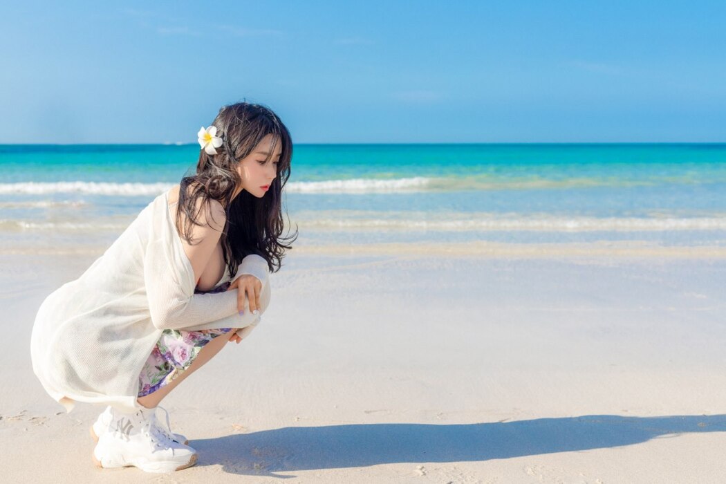 Paranhosu Sia_S22 Photo Book Vol.8 – Adorable Sia