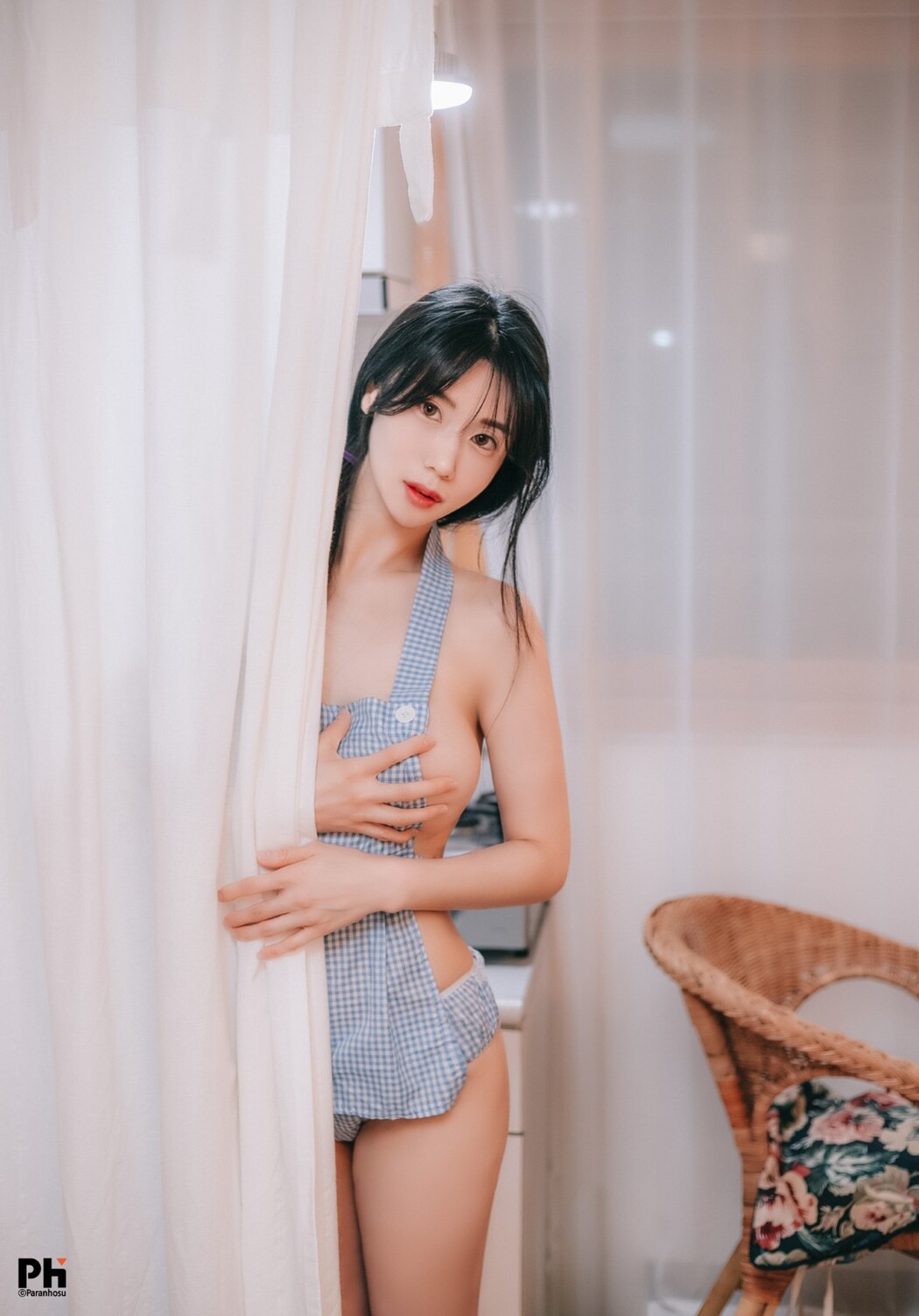 Paranhosu Vol.2 Sia_S22 – Photo Book Girlfriend A