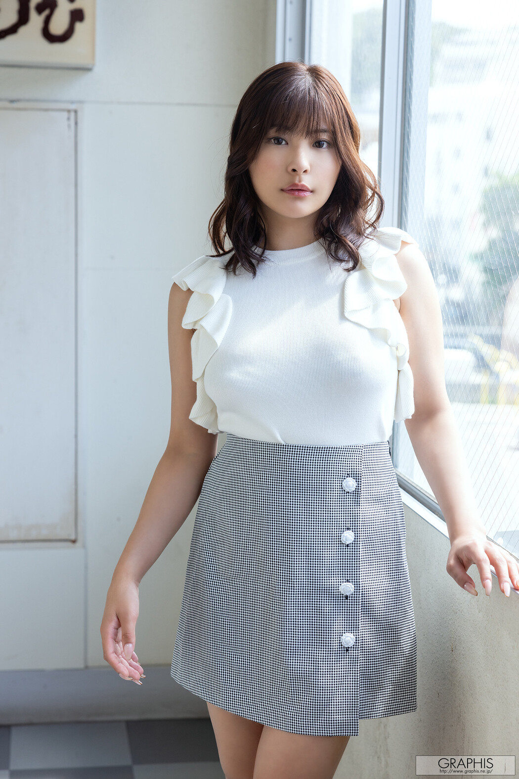Hina Nitori 似鳥日菜, Graphis Limited Edition