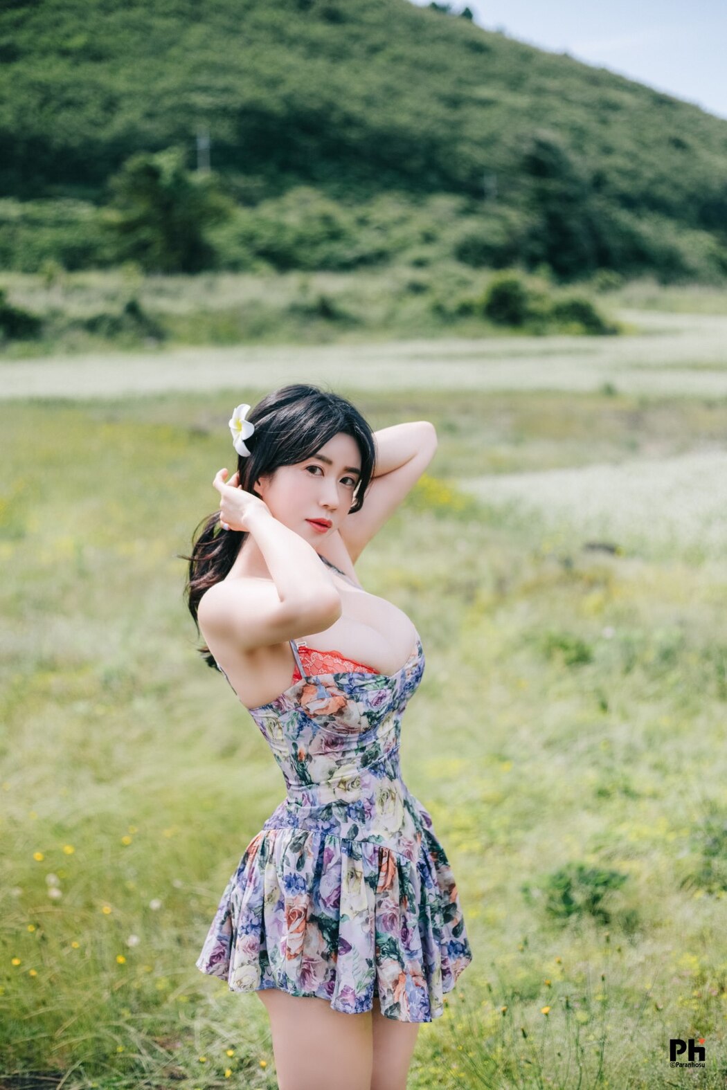 Paranhosu Sia_S22 Photo Book Vol.8 – Adorable Sia