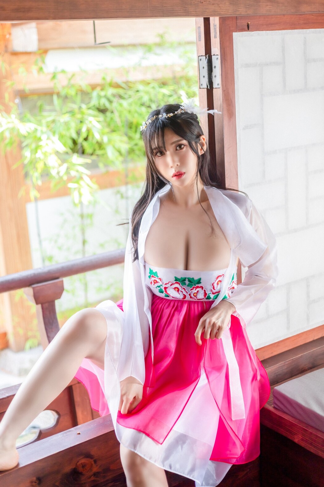 Paranhosu Vol.9 Sia_S22 – Photo Book Bonus