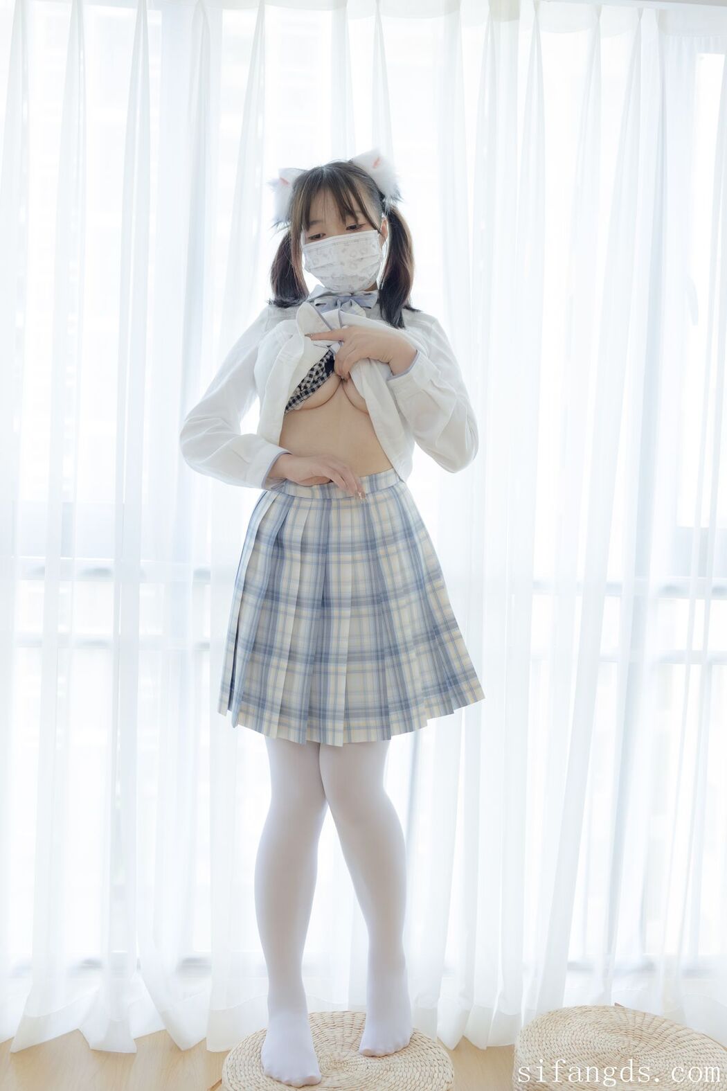 Shao Nu Zhi Xu 少女秩序 – 超级VIP 内部高价定制 R18 JK束缚 Part02 (61P)