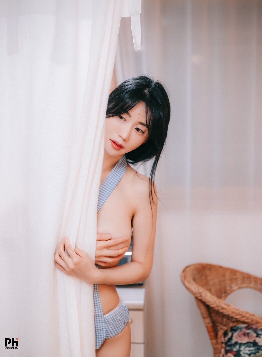 Paranhosu Vol.2 Sia_S22 – Photo Book Girlfriend A