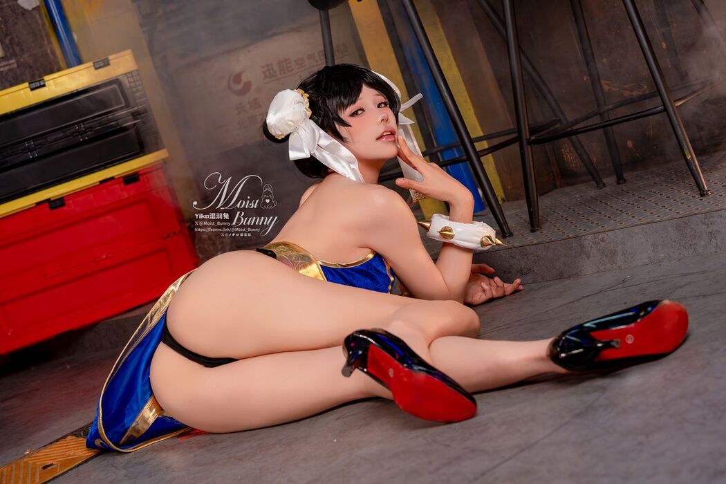 Coser@黏黏团子兔 – 2月作品 街霸-春丽』桃花旗袍 (87P – 1V)