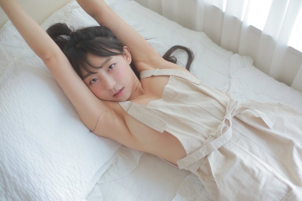 Eunji Pyo 표은지 Vol.02 Home A