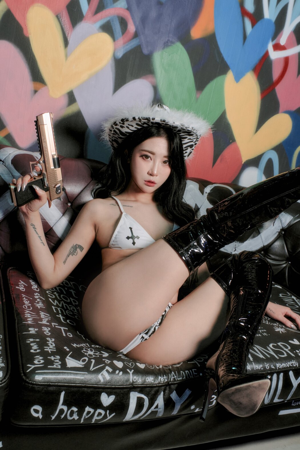 BBUTTERMILK Vol.02 Bomi 보미 – Bomi Is Day