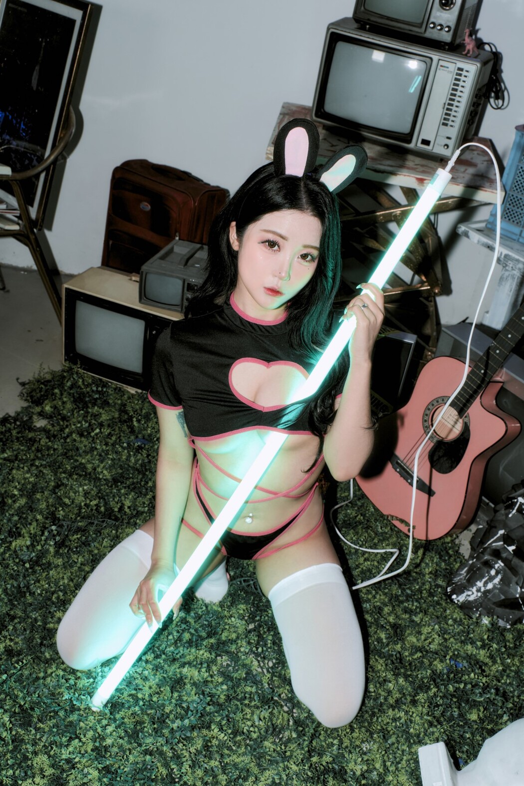 BBUTTERMILK Vol.02 Bomi 보미 – Bomi Is Day