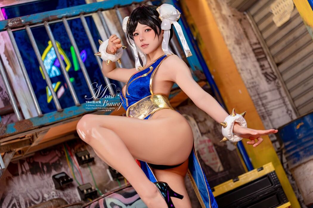 Coser@黏黏团子兔 – 2月作品 街霸-春丽』桃花旗袍 (87P – 1V)