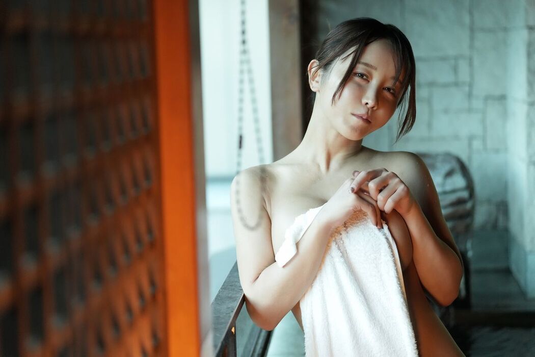 Coser@いくみ 193iKkyu3 – Fantia 2024年10月合集 Part1 (50P – 3V)