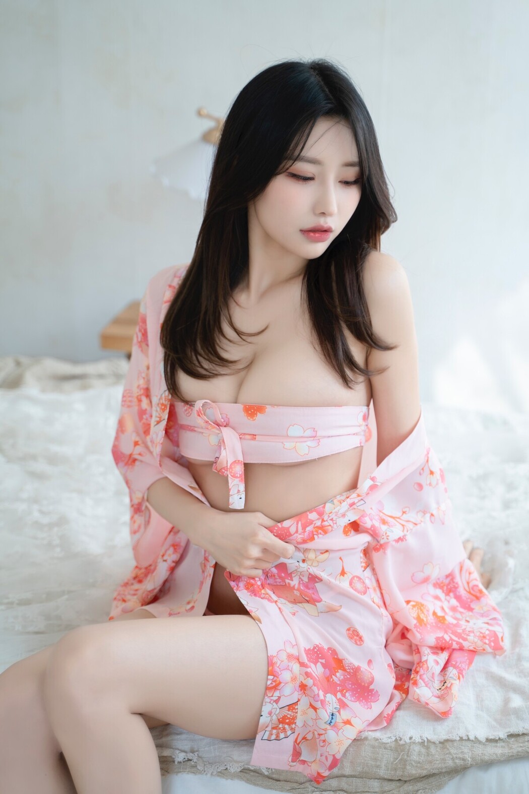 ROGLE YeonyuMilk Vol.01