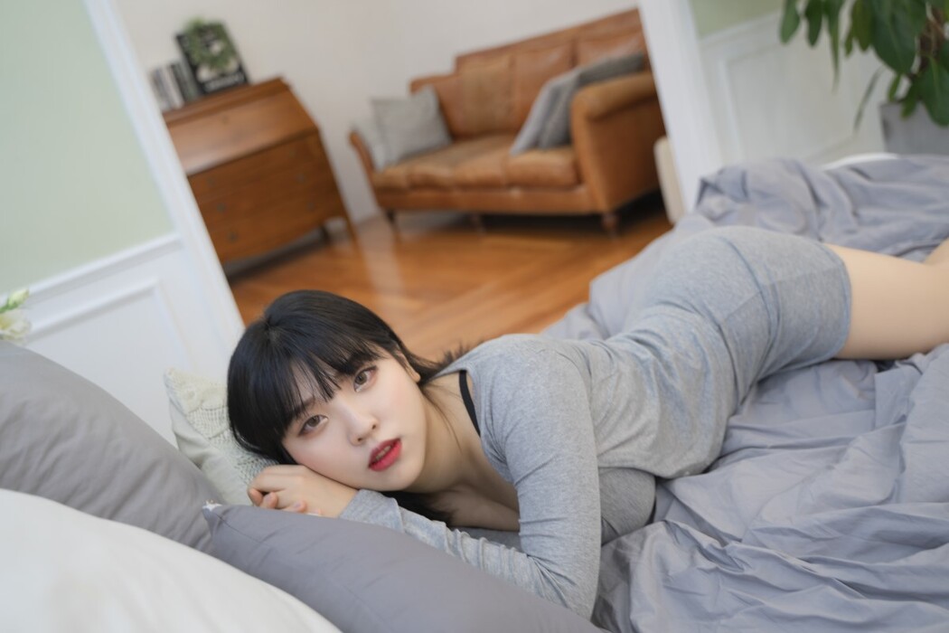 ROGLE Song Hana 송하나 – Leggings
